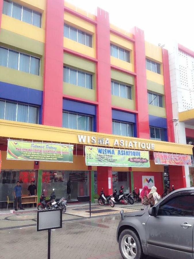 Hôtel Wisma Asiatique à Pekanbaru Extérieur photo